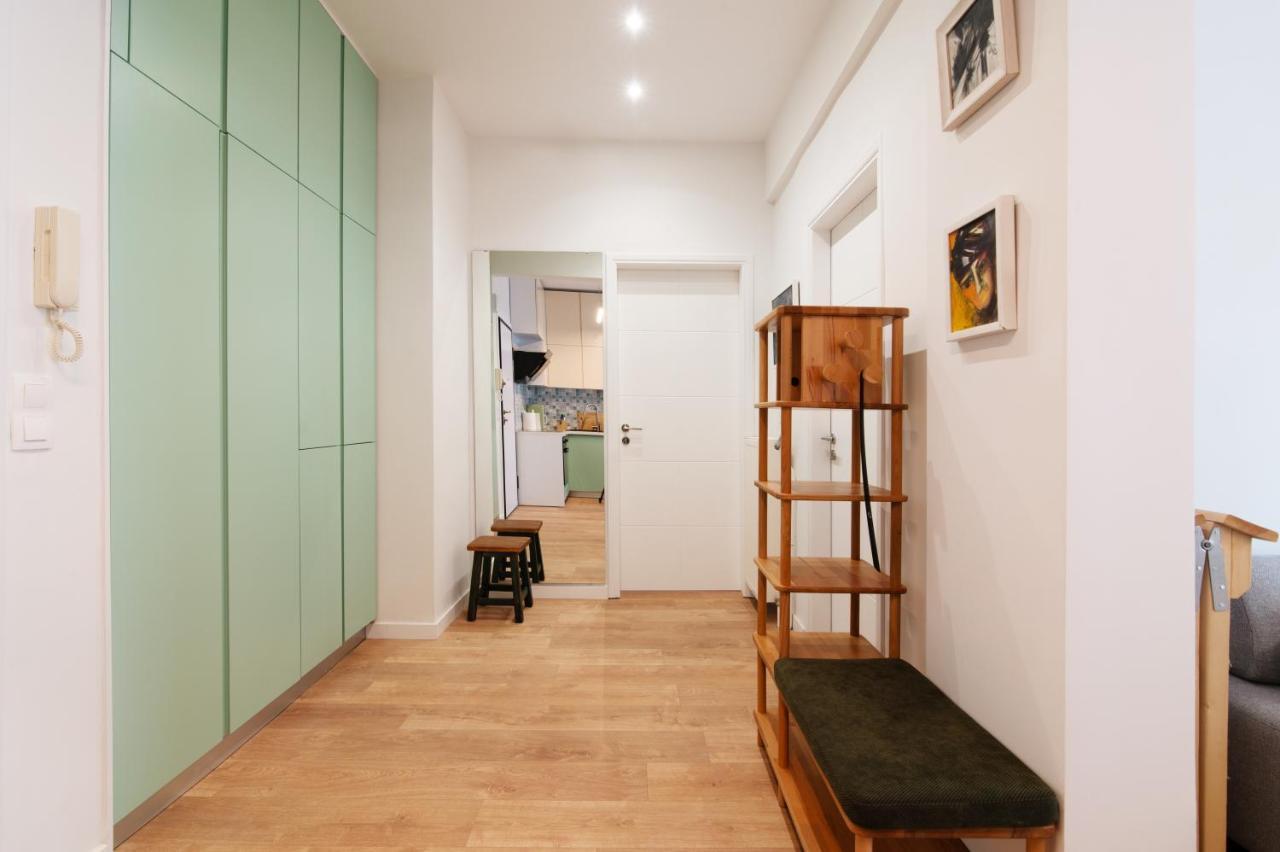 Luxury 1-Bedroom Apartment By The Sea In アテネ エクステリア 写真