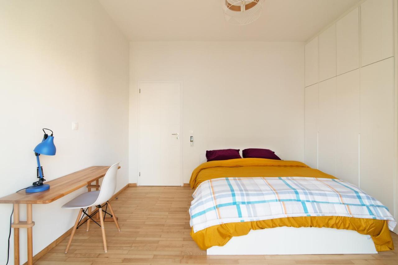 Luxury 1-Bedroom Apartment By The Sea In アテネ エクステリア 写真