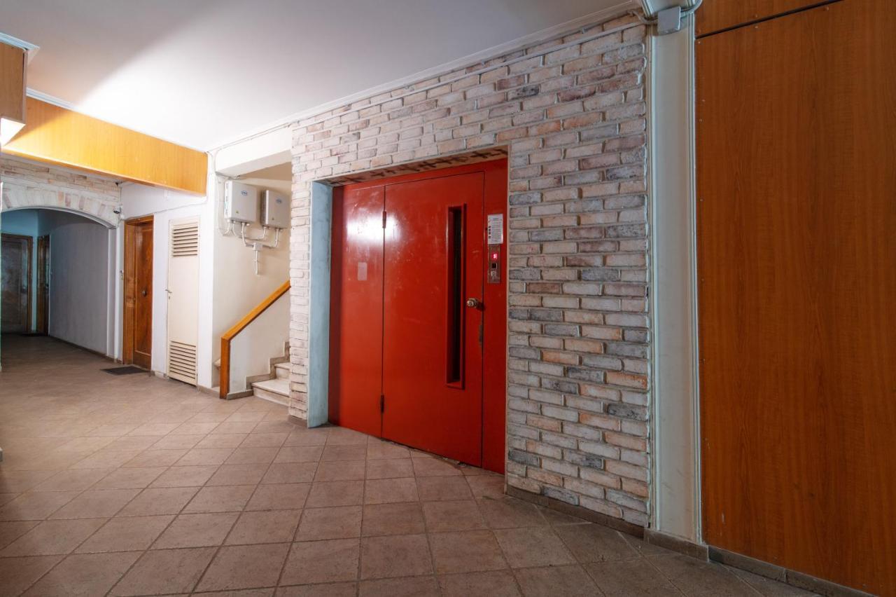 Luxury 1-Bedroom Apartment By The Sea In アテネ エクステリア 写真
